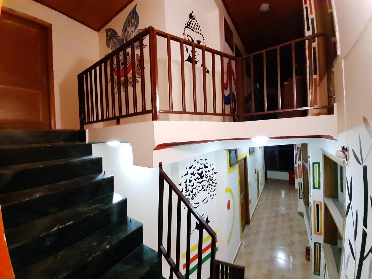 ลา วากา อินเดีย มานาลี Hostel มะนาลี ภายนอก รูปภาพ